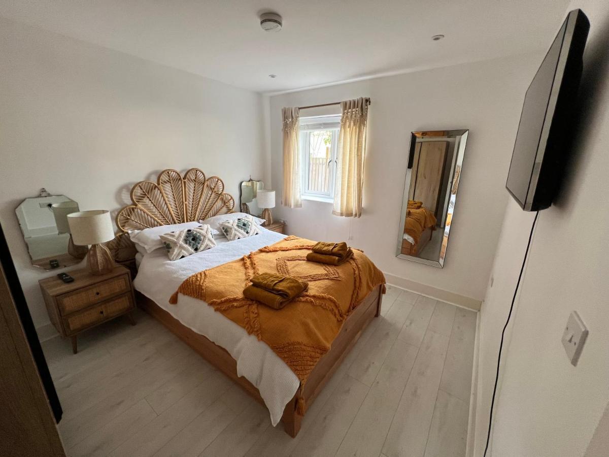 Апартаменти Windsor, Legoland, Ascot & Windsor Racecourse Sleeps 2 Екстер'єр фото